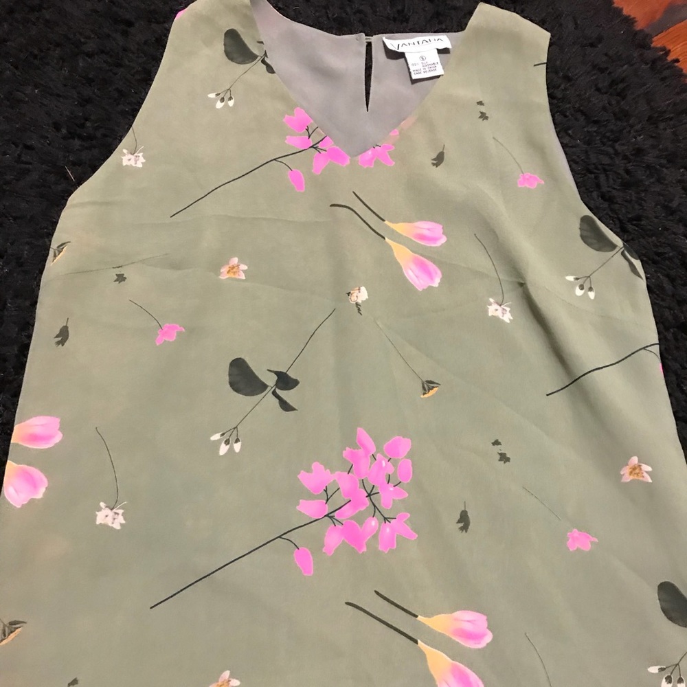Women’s blouse